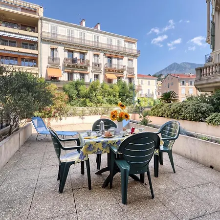 Victoria Palace Elegant With Terrace Apartment *